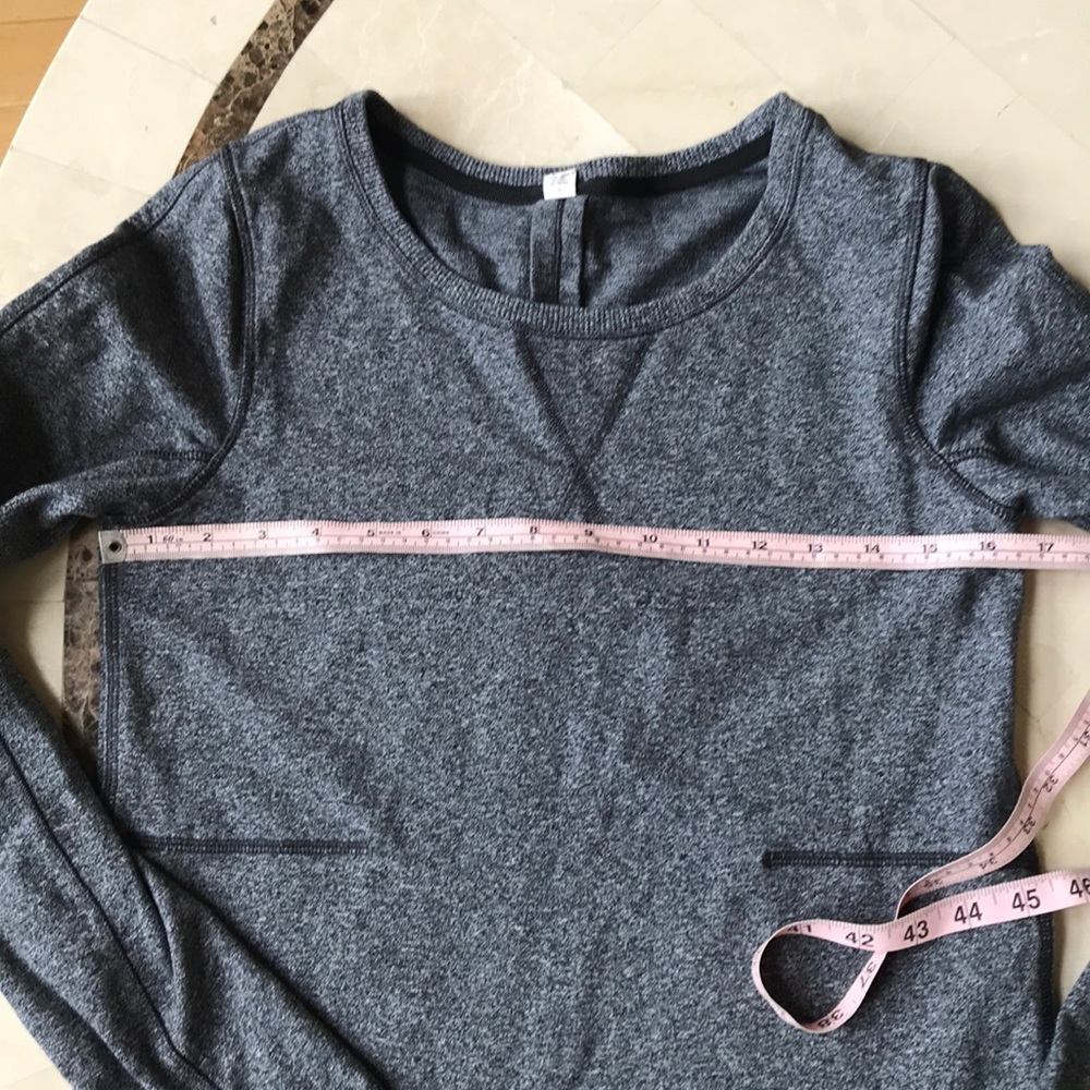 Lululemon Exhalation Pullover II
Heathered - Picture 8 of 11